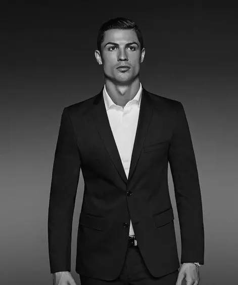 萨巴蒂尼：如今的意大利缺领袖气质，足协很多决定也都很草率（萨巴蒂尼：当下的意大利缺乏领袖风范，足协不少决策过于仓促）