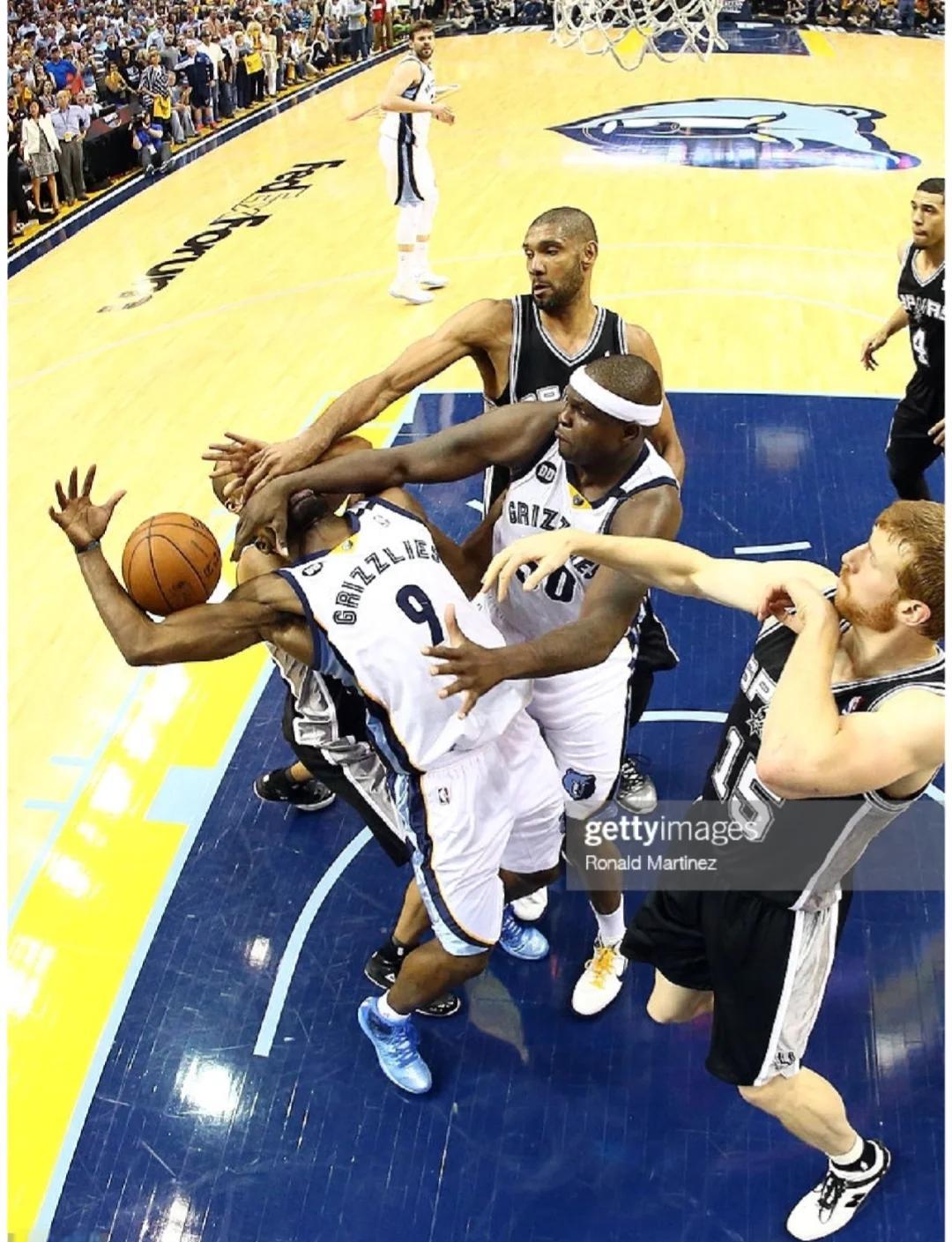 国乒吞第二败！王楚钦遭德国33岁老将爆冷 世界第一不敌世界第21（国乒再受挫：王楚钦不敌德国33岁老将，世界第一负于世界第21）