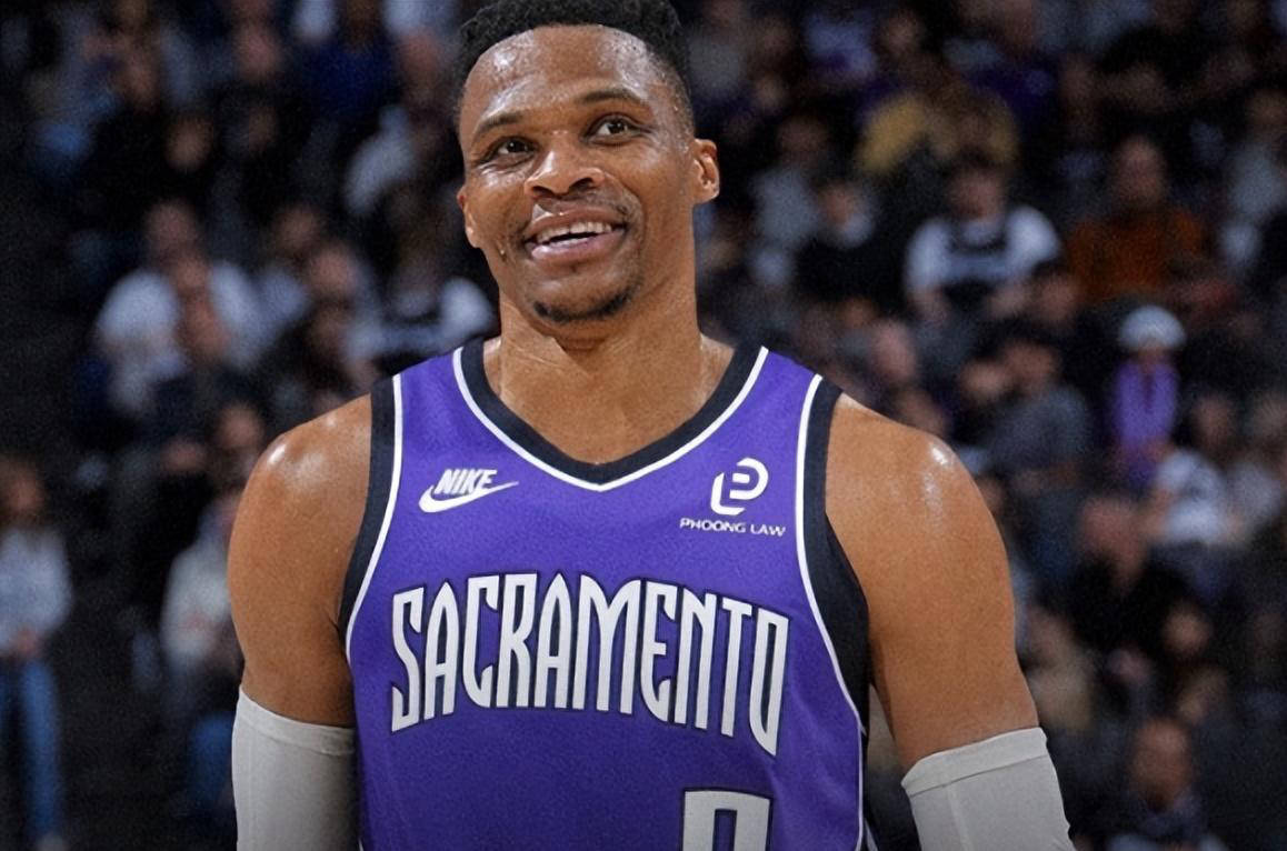 德罗西取热那亚生涯首胜，率队时隔239天再次意甲主场赢球（德罗西对热那亚迎来生涯首胜，率队时隔239天再度意甲主场告捷）