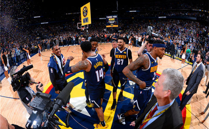 斯基拉：麦克托米奈在夏窗拒绝了沙特的巨额报价（斯基拉：麦克托米奈今夏拒绝沙特重金报价）