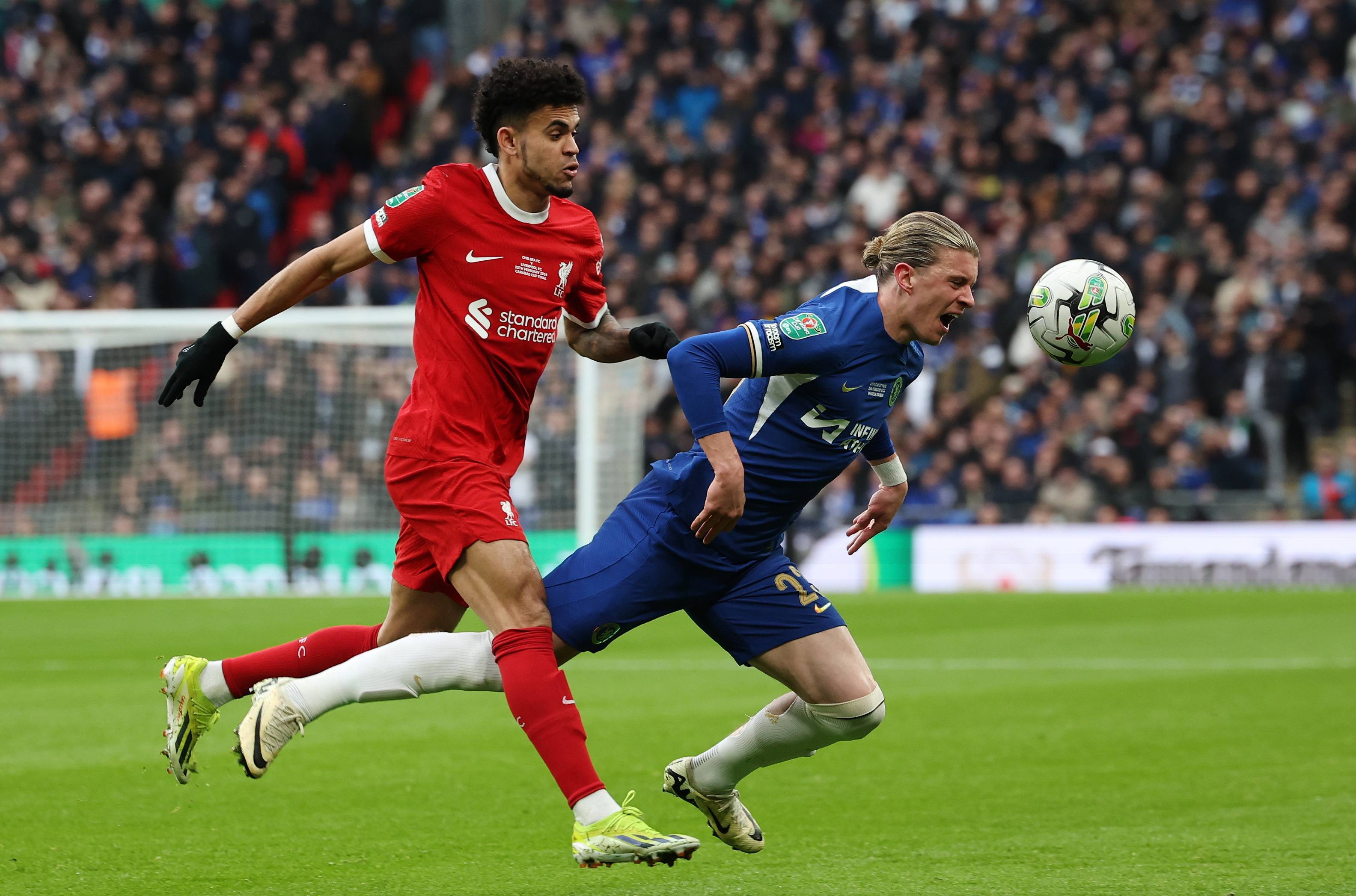 队友羡慕你留洋吗？王博豪：羡慕，我出去有房住（被问队友是否羡慕其留洋，王博豪：当然会，我出国有房可住）