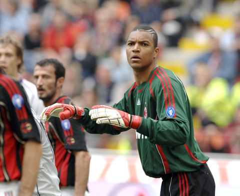 芝加哥公牛球员诺亚·埃森格因伤报销，NBA生涯受挫，发展联盟表现亮眼，未来仍有潜力。（公牛诺亚·埃森格因伤赛季报销：NBA受挫，发展联盟高光，前景仍被看好）