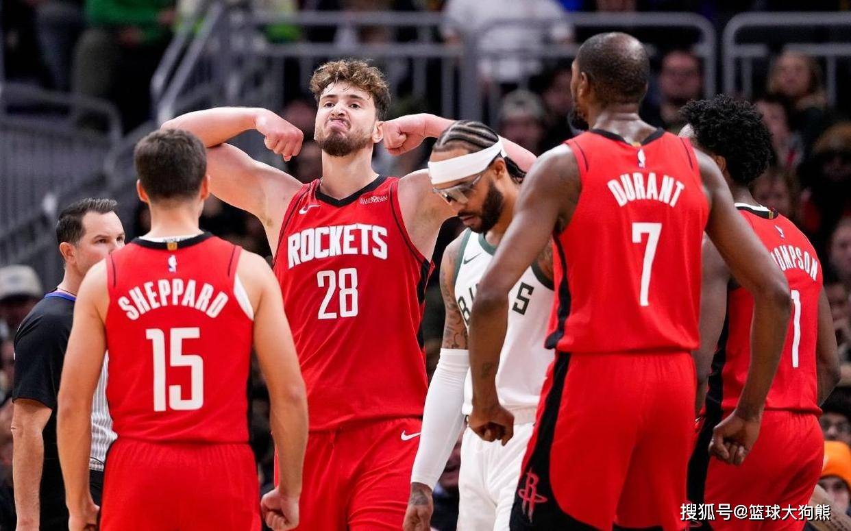 NBA：太阳击败篮网 杜兰特砍下35分（NBA： 杜兰特轰35分 太阳力克篮网）