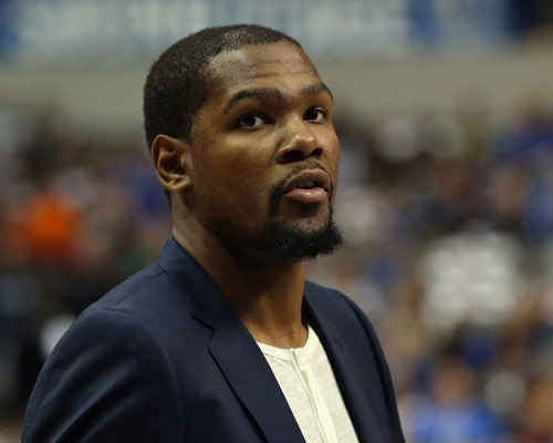 罗马诺：奥罗斯科即将加盟曼联，球员正启程前往英格兰（罗马诺称：奥罗斯科将签约曼联，已启程前往英格兰）