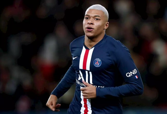 欧冠前瞻：本菲卡出线前景不妙，那不勒斯状态不俗为晋级争三分（欧冠前瞻：本菲卡晋级前景堪忧，那不勒斯状态正佳力拼三分）