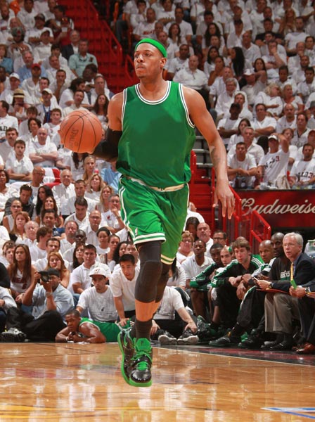 卫报：英伦愈发青睐东亚球员；日韩球员已证明自身价值（卫报：英伦足坛愈发看好东亚球员，日韩球员价值已获验证）