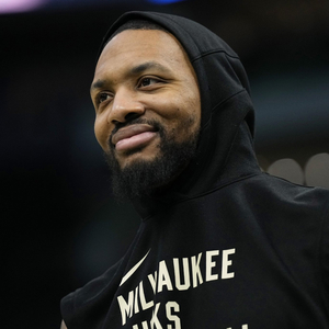 新卡牌大师？皇马本场主裁金特罗本赛季8场西甲出示8红44黄（皇马本场主裁金特罗本季执法8场西甲，已出示44黄8红，或成新牌王）