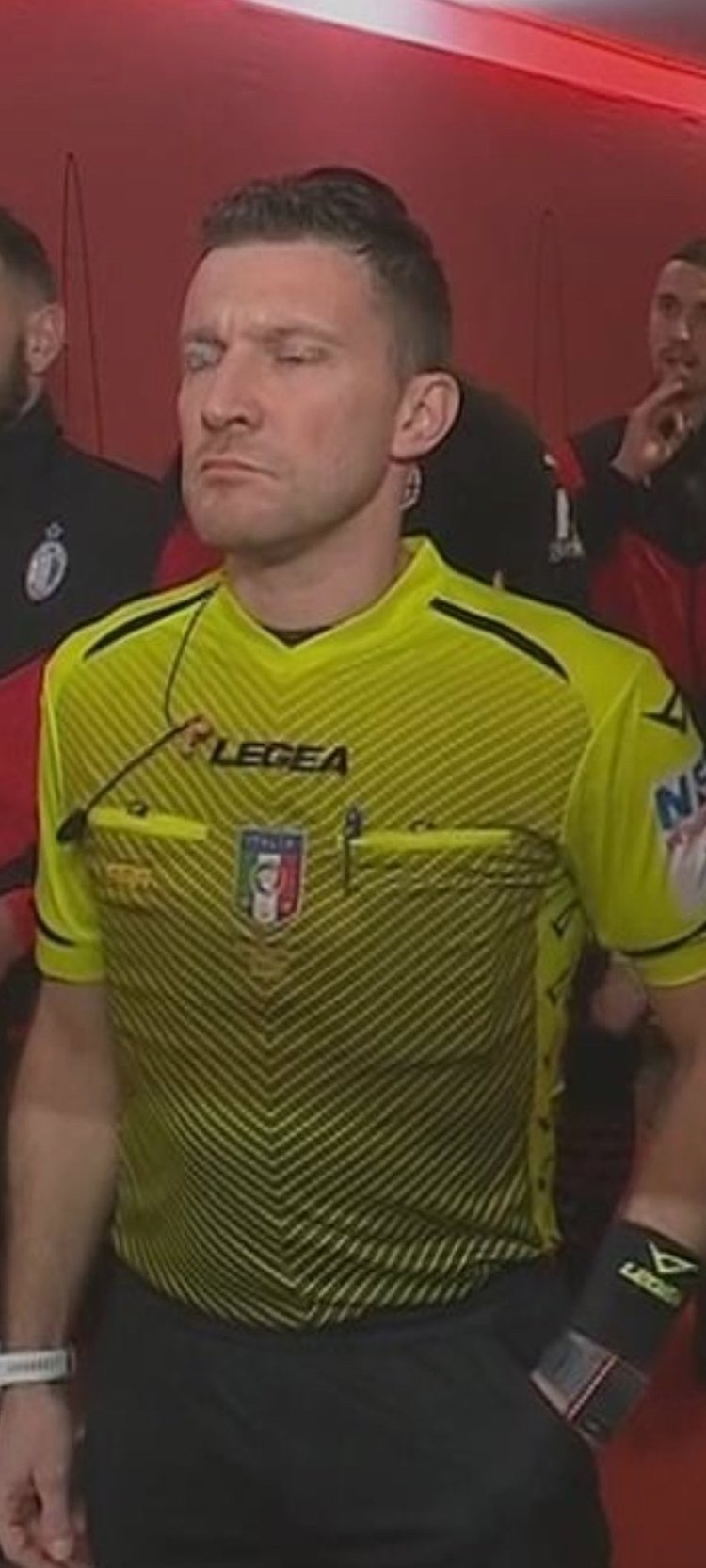 骚操作！中超升班马要自废长城放走冲超功勋外援，新赛季保级堪忧（离谱操作？中超升班马或放走冲超功臣外援，新赛季保级前景堪忧）