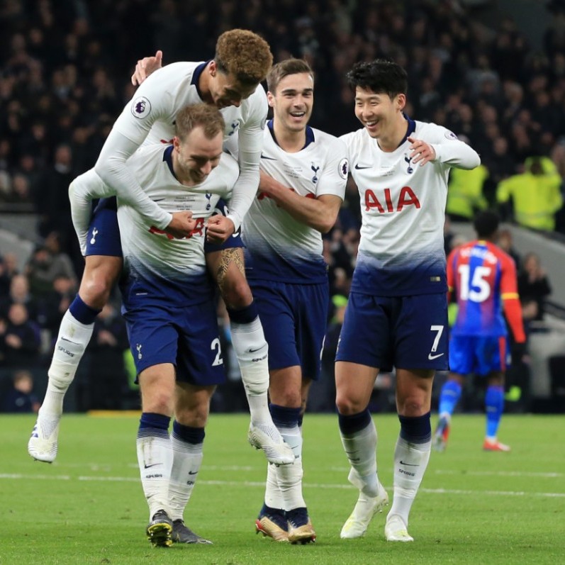 拜仁中场统治比赛（拜仁中场主宰全场）